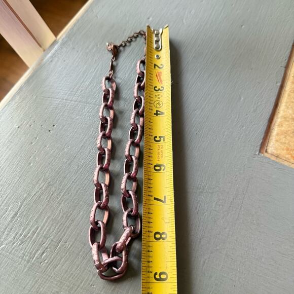 Sabika Summer 2018 Chunky Heart Chainlink Necklace - Picture 8 of 8